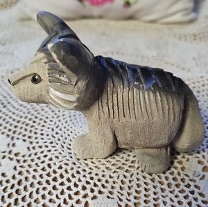 Artesania Rinconada Vintage Retired Wolf/Dog Figurine, Few Chips